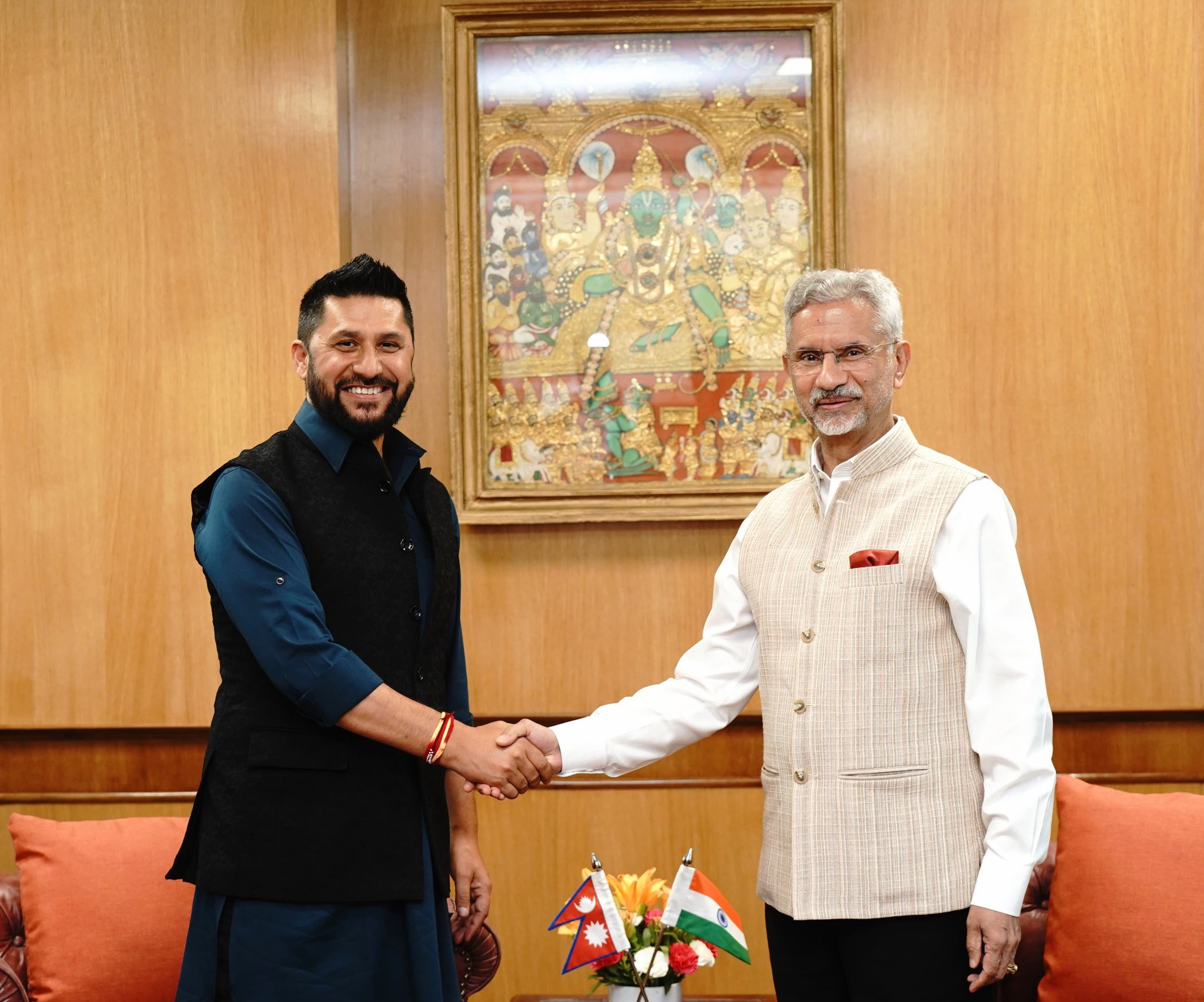 भारतमा रवि लामिछानेको भव्य स्वागत, जयशंकरसँग भेटपछि भोलि मोदीसँग हुने भेट चर्चामा